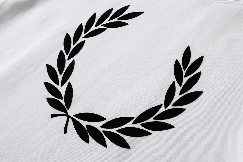 Футболка Fred Perry Laurel wreath "White" фото № 4