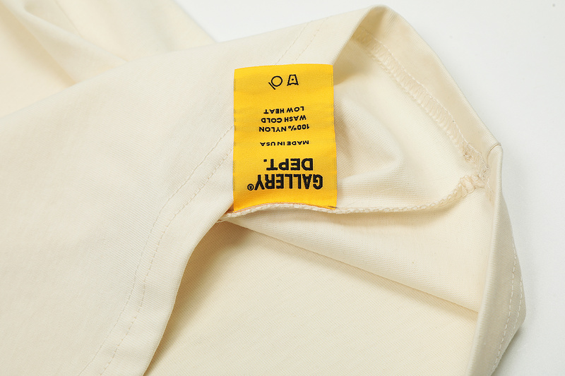 Футболка Gallery Dept With Logo On Both Sides "Cream" фото № 9