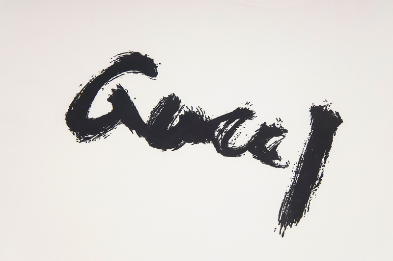 Футболка Gucci Graffitti Logo "White" фото № 3