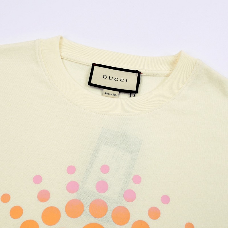 Футболка Gucci Love Parade Hearts "Cream" фото № 5