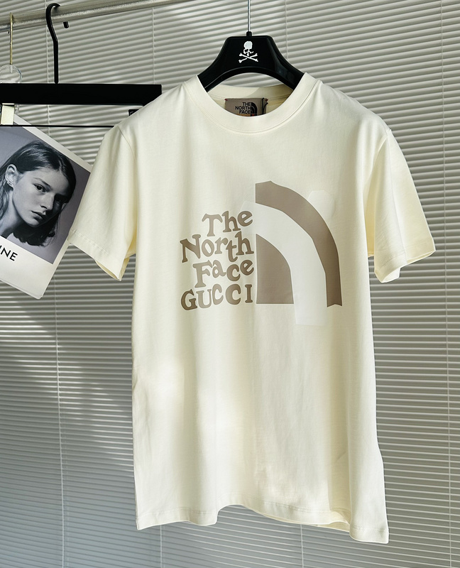 Футболка Gucci X The North Face Collaboration Of Brands "Beige" фото № 2
