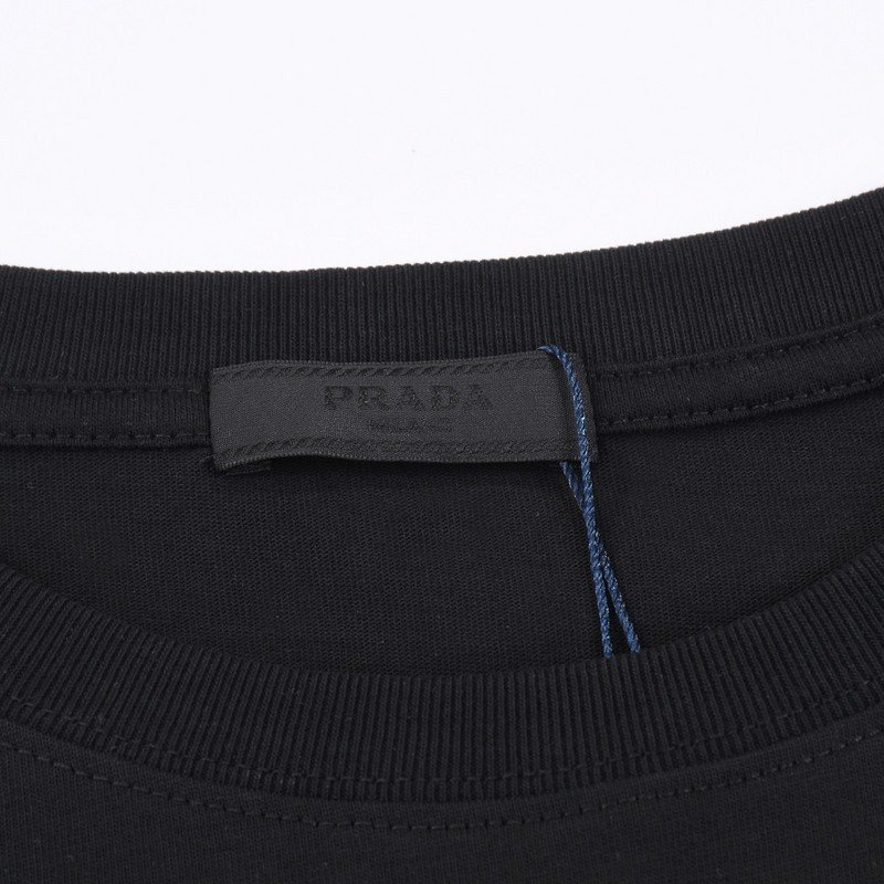 Футболка Prada With An Animalistic Logo "Black" фото № 8