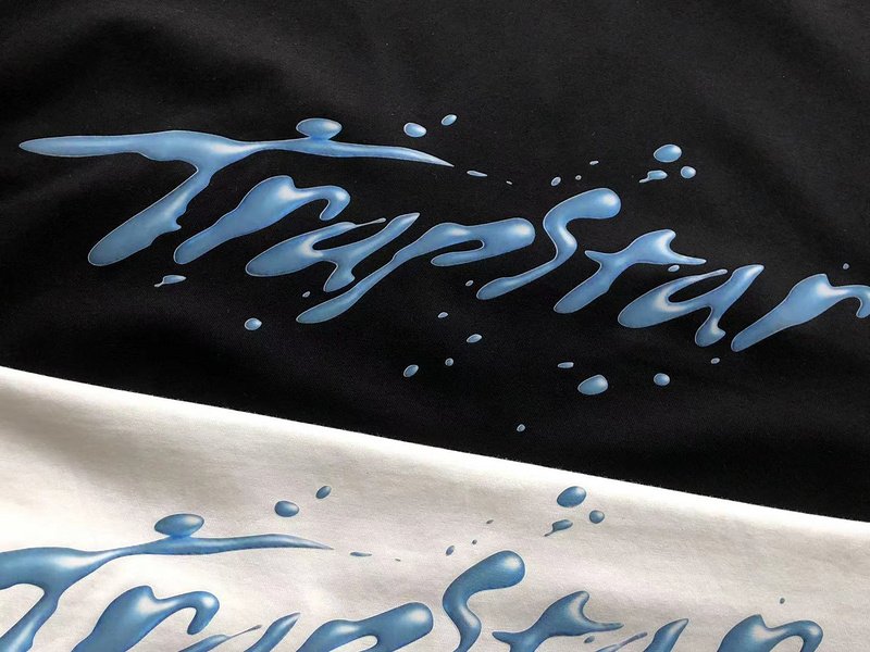 Футболка Trapstar Water Logo Inscription With Drops "Black" фото № 5