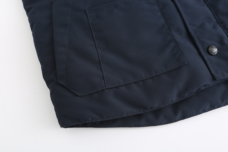 Жилетка Canada Goose Garson Vest "Blue/Black" фото № 3