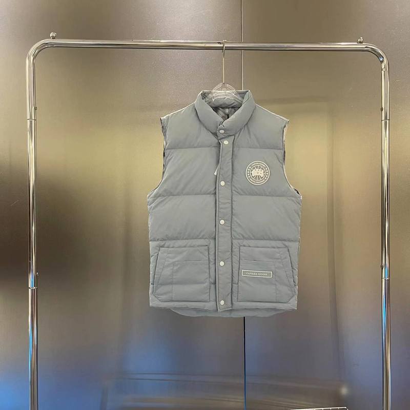 Жилетка Canada Goose With Patch "Gray" фото № 3