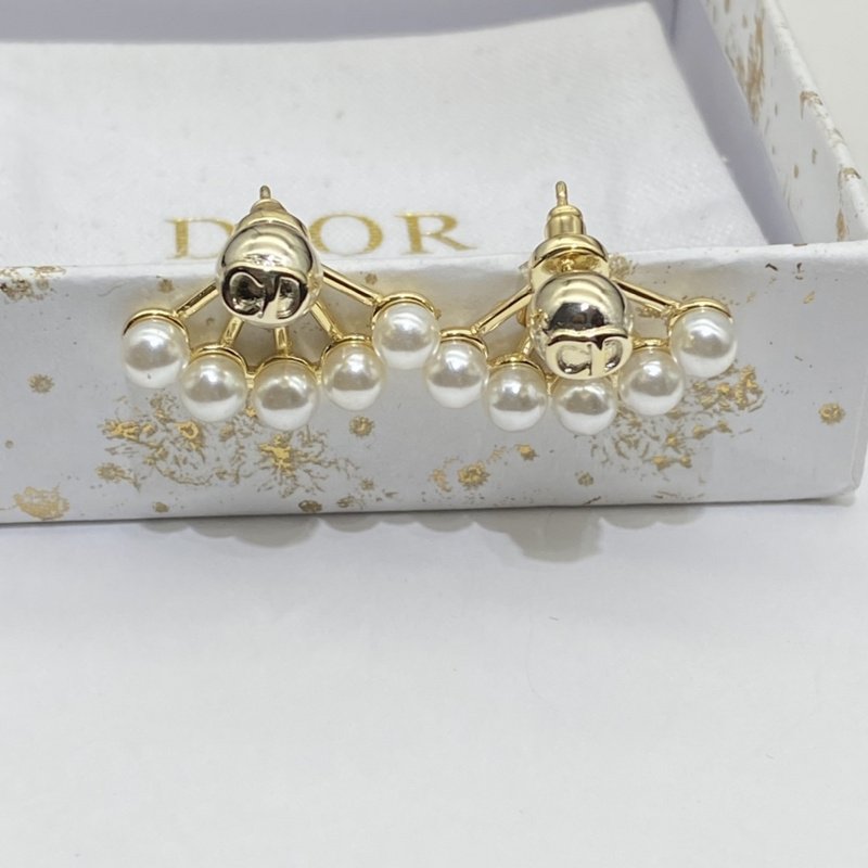 Серьги Dior Decoration With Ball - Seashell "Gold" фото № 3