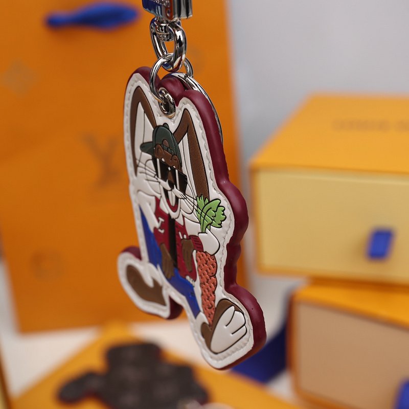 Брелок Louis Vuitton Carved image "White" фото № 2