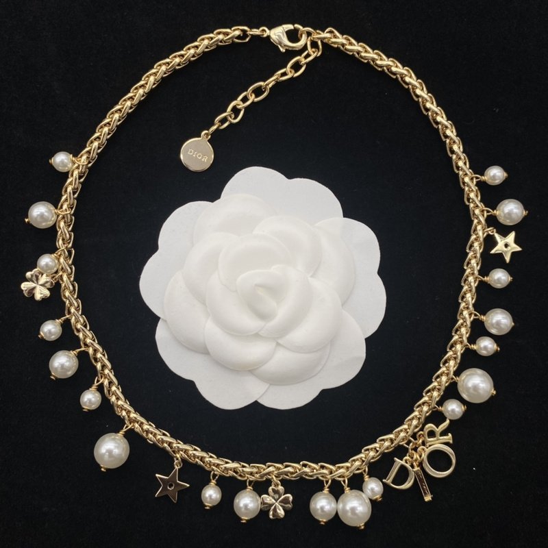 Ожерелье Dior Pearl And Logo Decorated "Gold" фото № 5