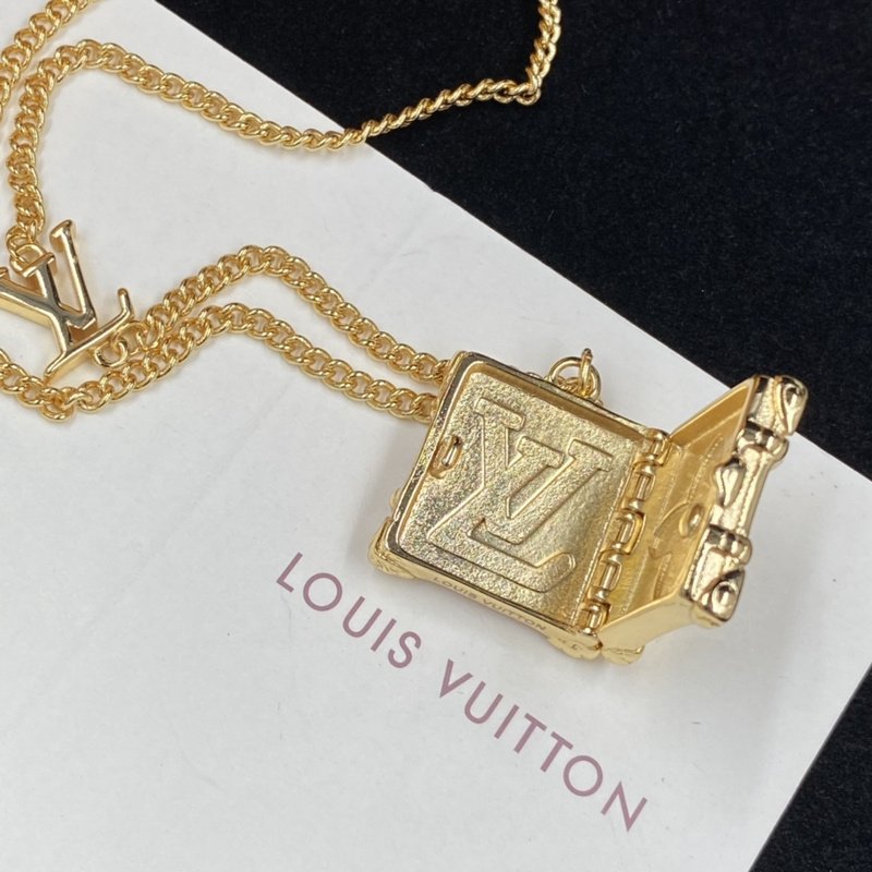 Подвеска Louis Vuitton Decoration With Logo - Bag "Gold" фото № 3