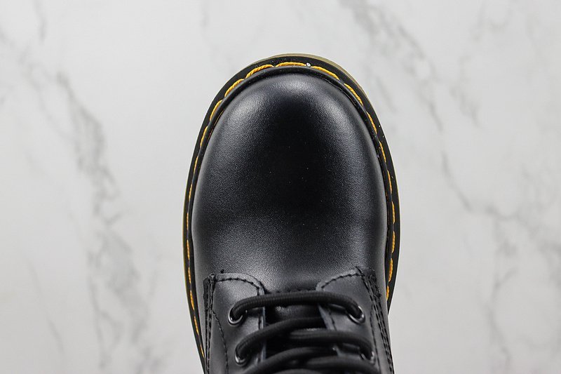 Dr. Martens 1460 Lace-Up "Black Nappa" фото № 4