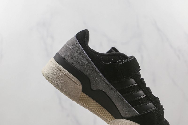 Adidas Forum 84 Low "Cream White Carbon" фото № 4