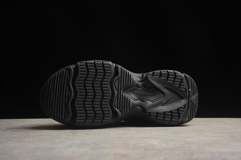 Adidas Ozgaia "Core Black" фото № 3
