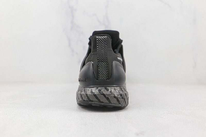 Adidas Ultraboost DNA Guard "Black" фото № 9