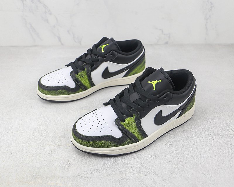 Air Jordan 1 Low "Wear Away Electric Green" фото № 5