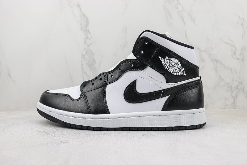 Nike Air Jordan 1 Mid "Panda" фото № 2