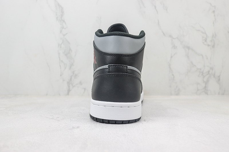 Air Jordan 1 Mid "Core Black/Smoke Grey/Red" фото № 9