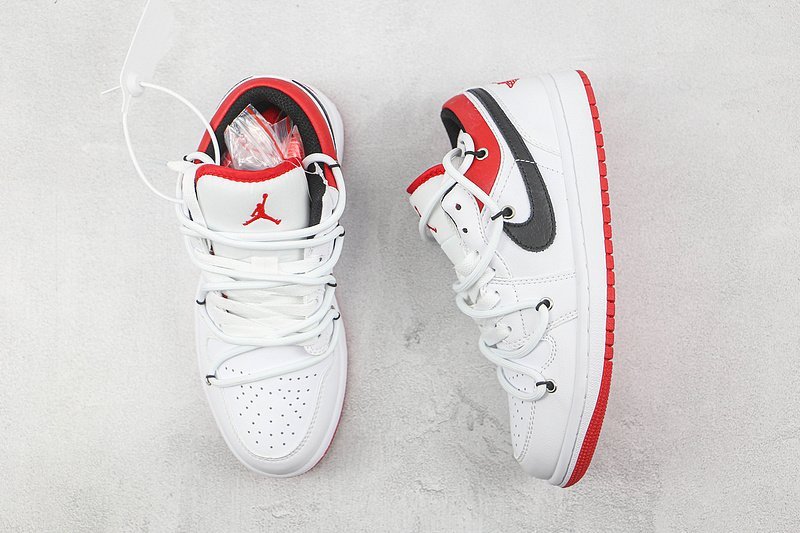 Air Jordan 1 Low "White/University Red" фото № 7