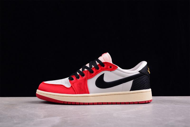 Air Jordan 1 Retro Low OG "Trophy Room Rookie Card Away" фото № 2