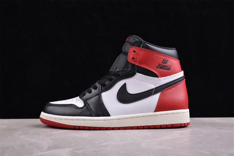 Air Jordan 1 High "Black Toe Reimagined" фото № 2