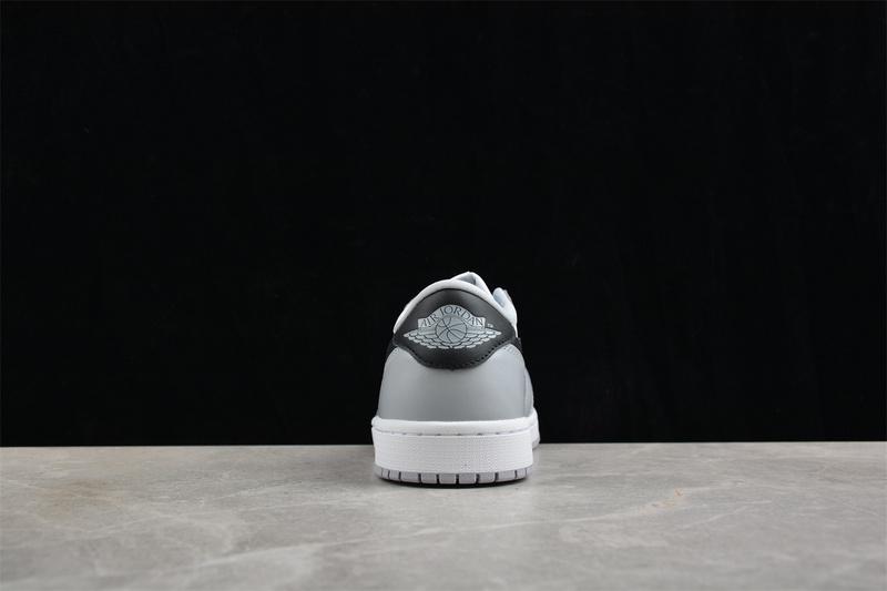 Air Jordan 1 Retro Low OG "Barons" фото № 3