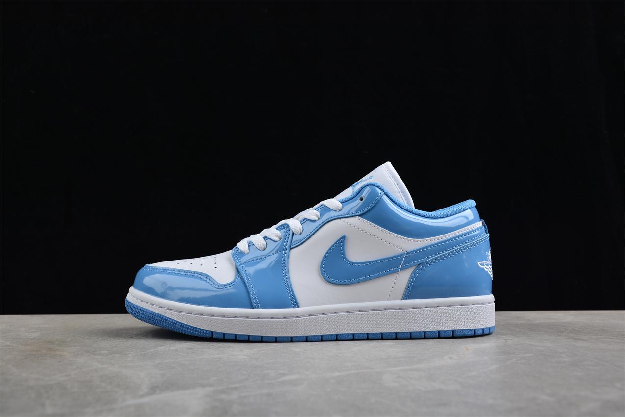 Air Jordan 1 Low SE "Legend Blue" фото № 2