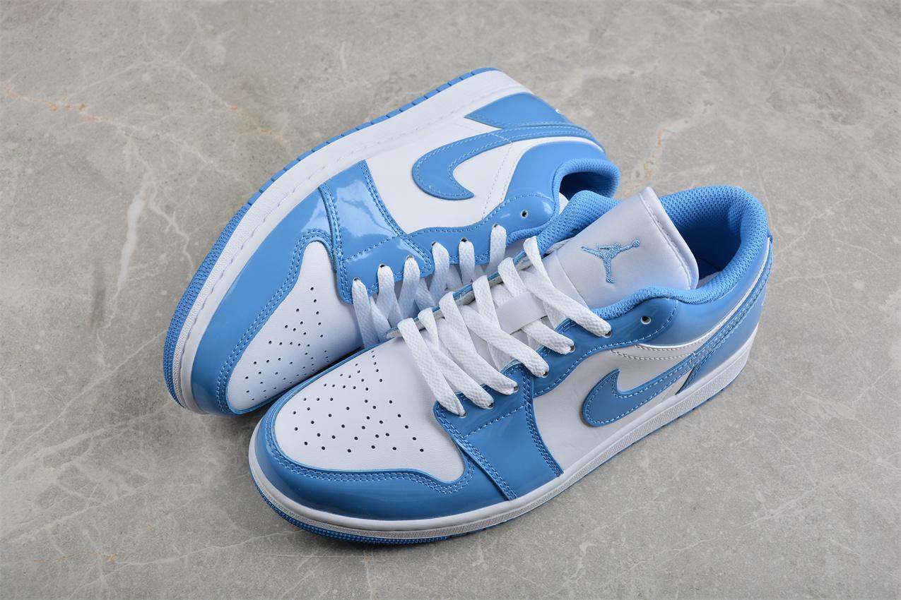 Air Jordan 1 Low SE "Legend Blue" фото № 3