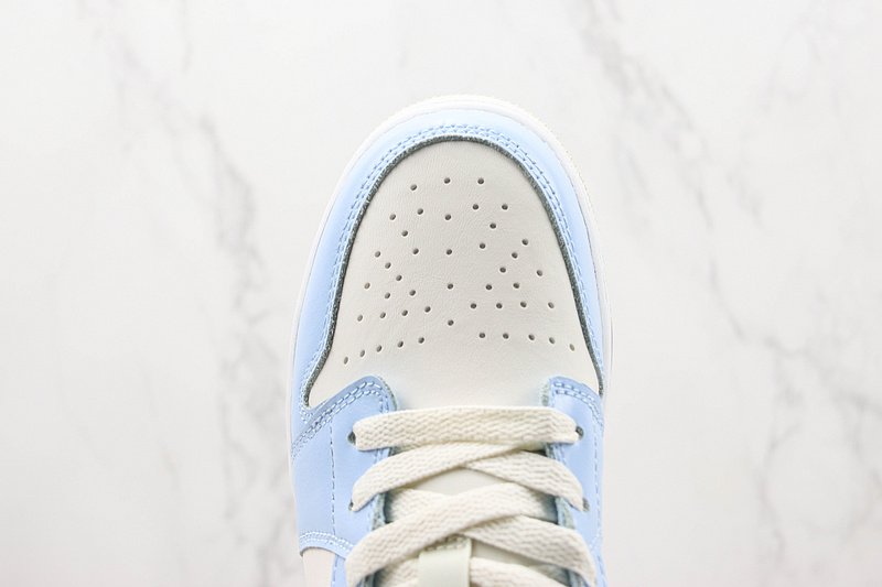 Air Jordan 1 Low "Ice Blue/Black" фото № 3