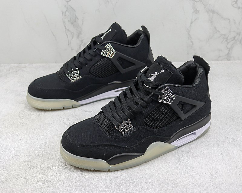 Air Jordan 4 "Black Canvas" фото № 5