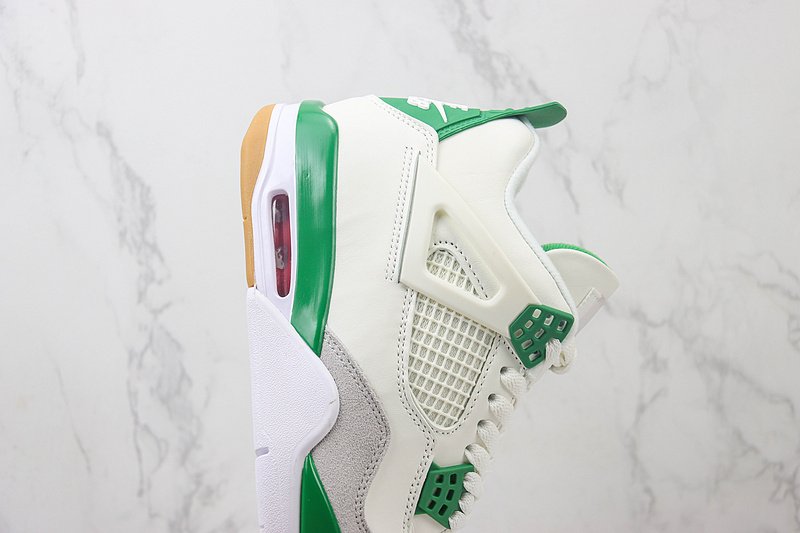 Air Jordan 4 "Cream White/Grass Green/Beige Foot" фото № 3