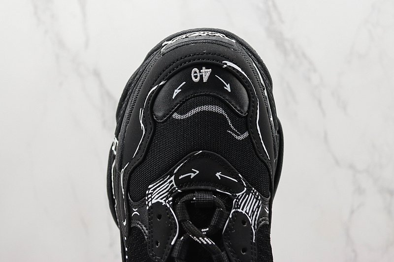 Balenciaga Triple S "Painted Black" фото № 3