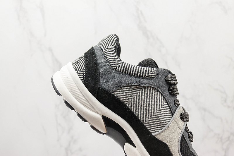 Chanel Low Top Trainer CC "Dark Grey" фото № 4