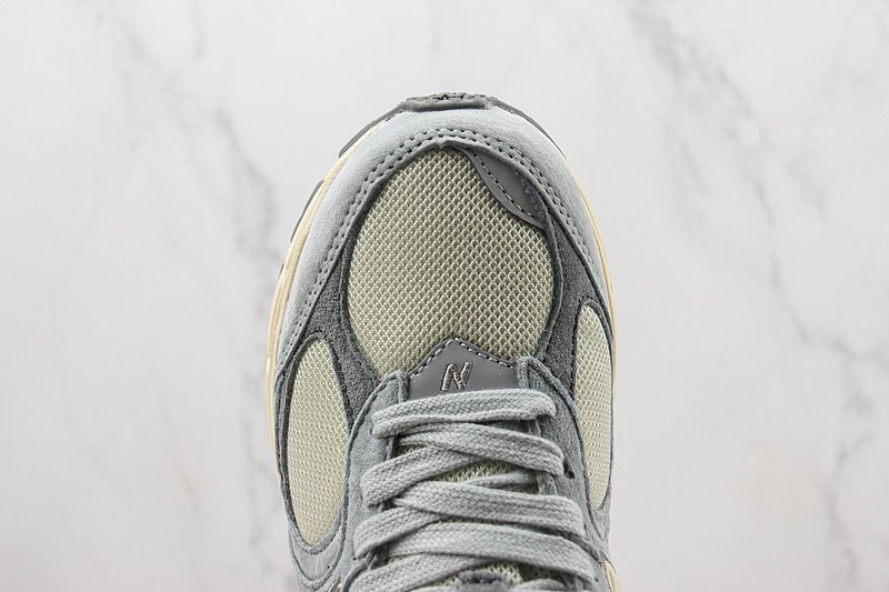 New Balance 2002R "Beige/Grey" фото № 4