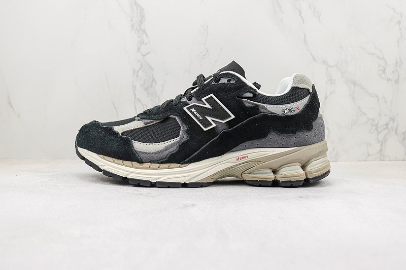 New Balance 2002R "Black/White/Beige" фото № 2