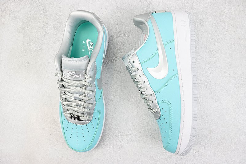 Tiffany & Co x Nike Air Force 1 Low "Tiffany Blue/Silver Grey" фото № 6