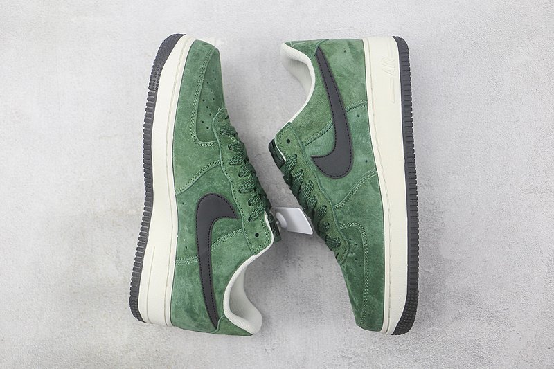 Akira x Nike Air Force 1 Low "Dark Green/Black" фото № 6