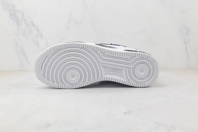 Nike Air Force 1 Low "Love Story" фото № 8