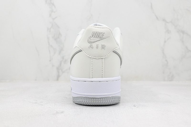 Nike Air Force 1 Low "Milk/White" фото № 9