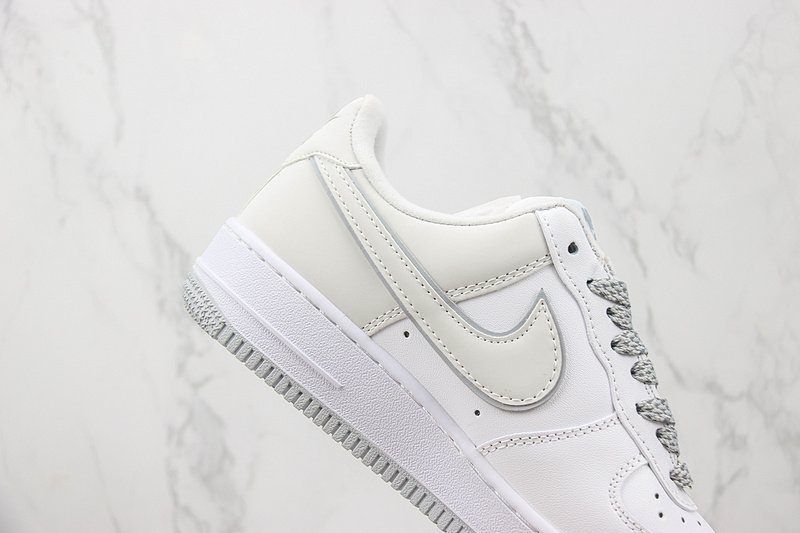 Nike Air Force 1 Low "Milk/White" фото № 3