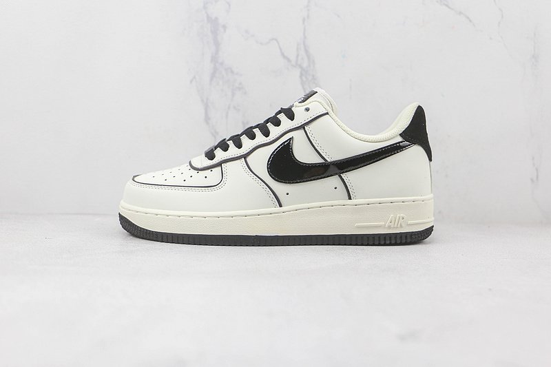 Nike Air Force 1 Low "White/Patent Black" фото № 2