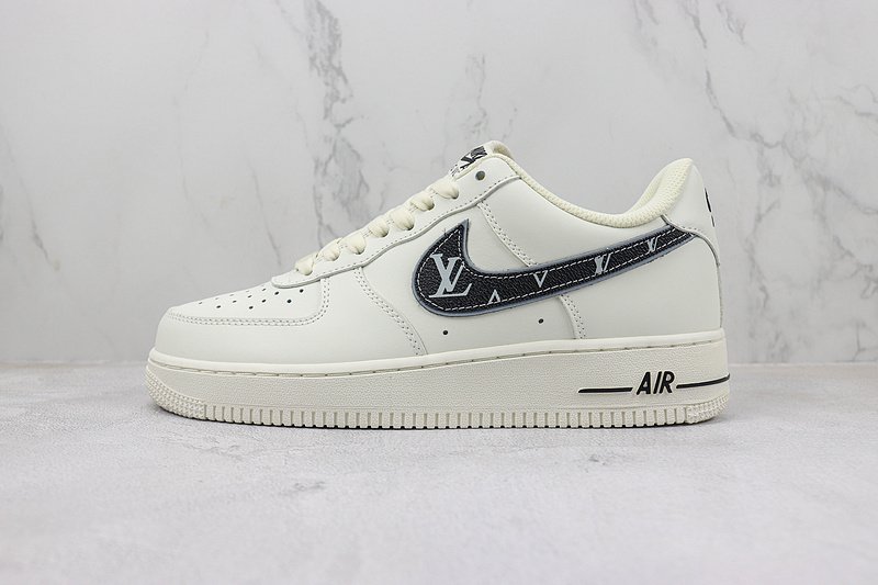 Louis Vuitton x Nike Air Force 1 Low "White/Black/Grey" фото № 2