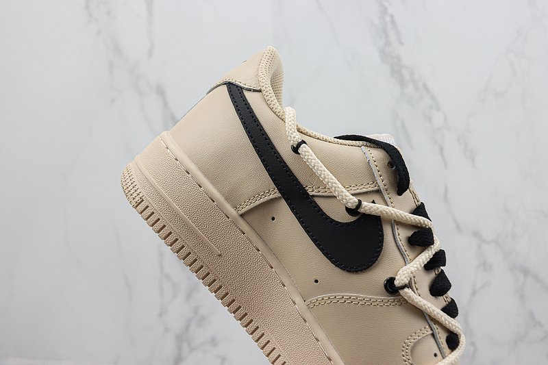 Nike Air Force 1 Low "Black Double Lacing/Beige" фото № 3