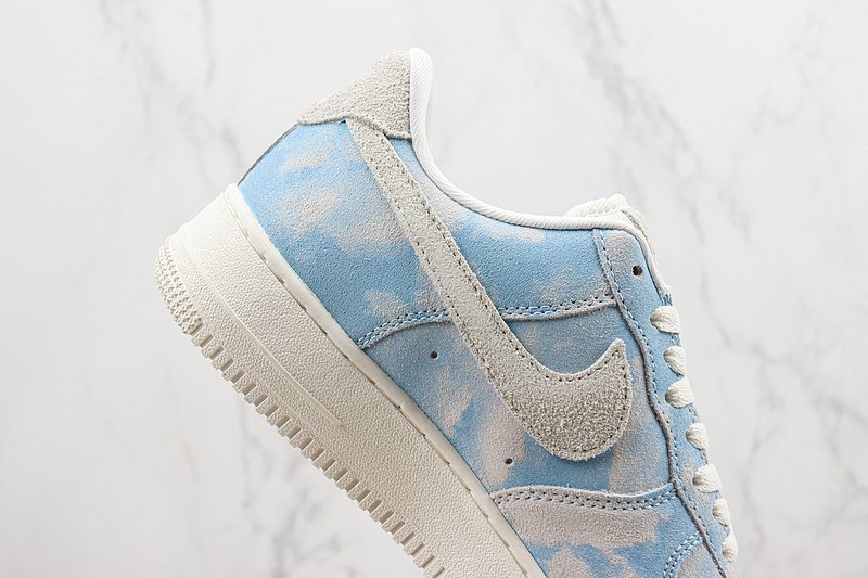 Nike Air Force 1 Low "Blue Suede" фото № 3
