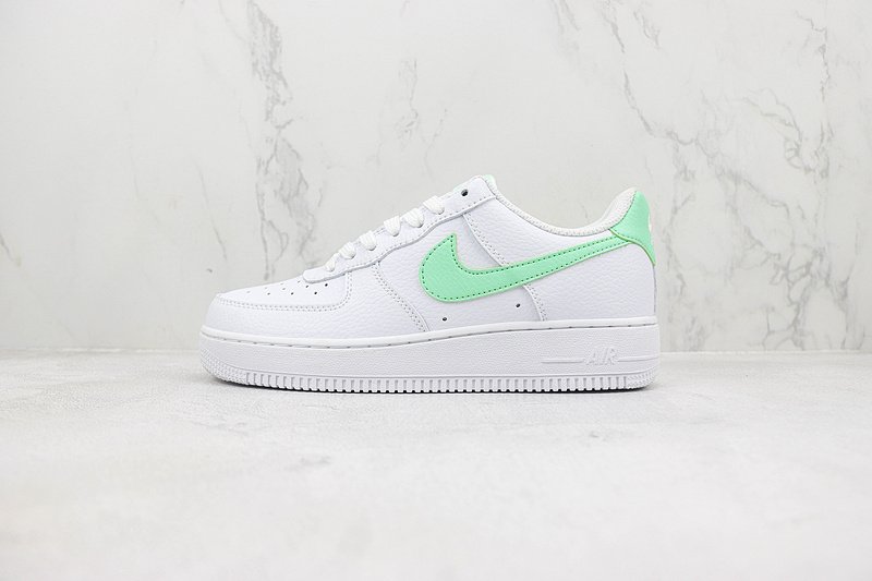 Nike Air Force 1 Low "Green Glow/White" фото № 2