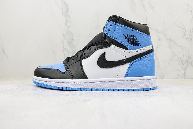Air Jordan 1 Retro High OG "University Blue" фото № 2