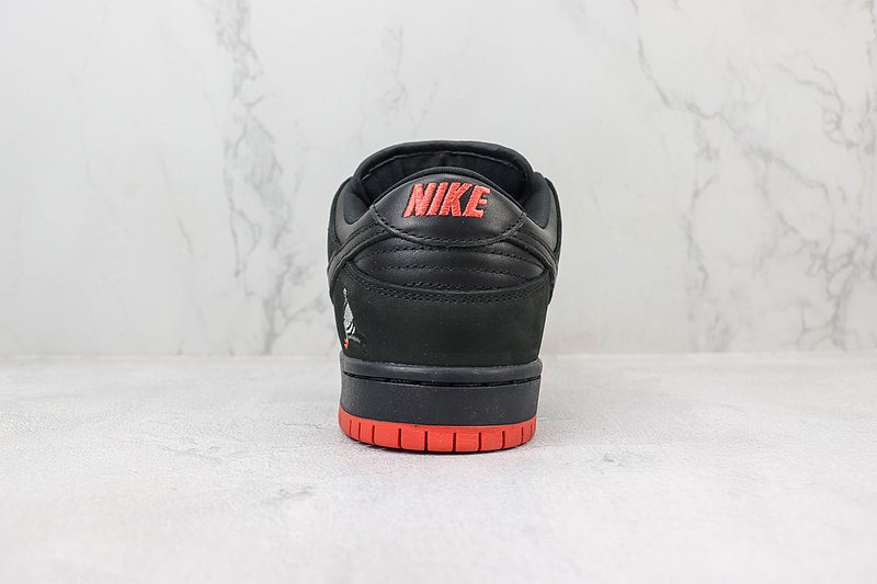 Jeff Staple x Nike Dunk Low "Black Pigeon" фото № 9