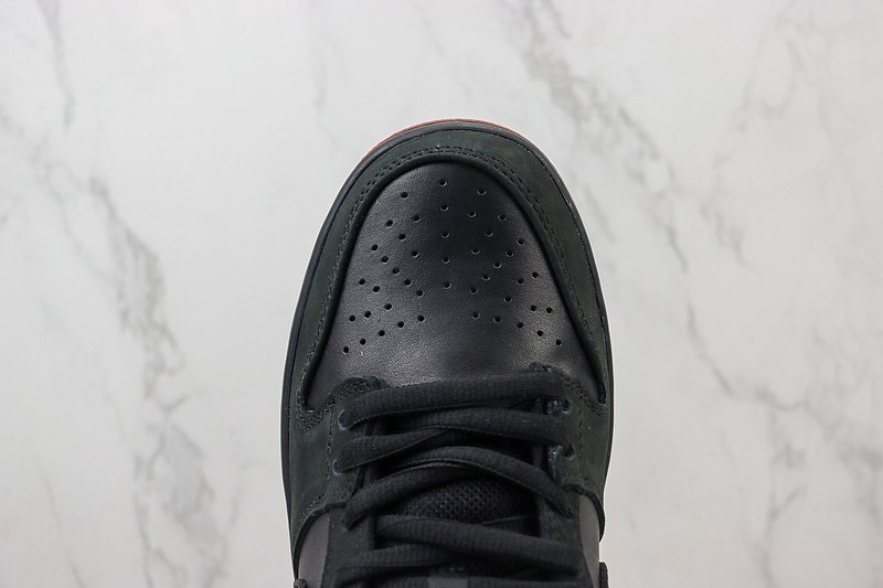 Jeff Staple x Nike Dunk Low "Black Pigeon" фото № 4