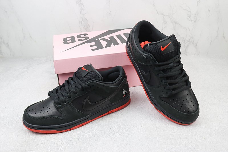 Jeff Staple x Nike Dunk Low "Black Pigeon" фото № 7