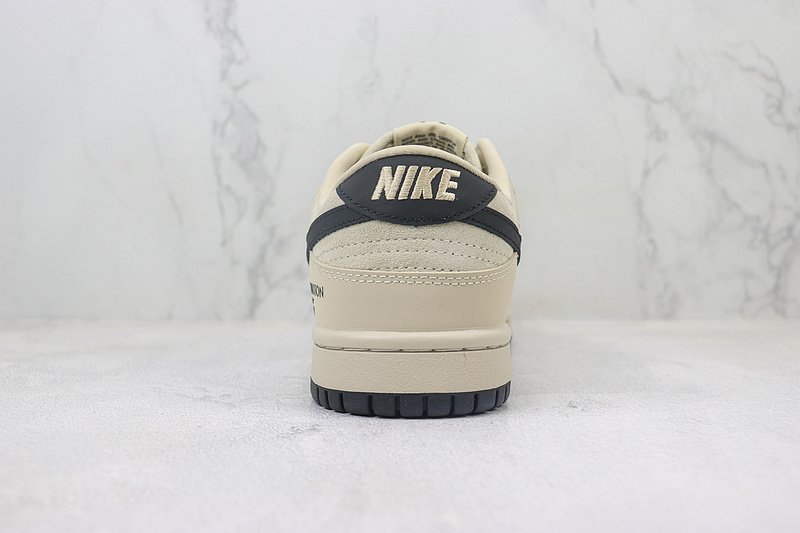 Louis Vuitton x Nike Dunk Low "Pale Oyster/Black" фото № 9