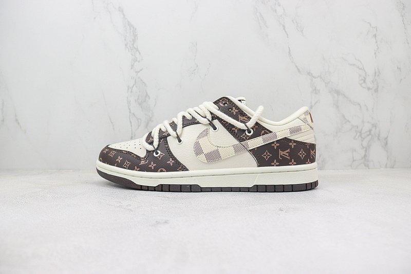 Louis Vuitton x Nike Dunk Low "Soot Brown/Chiffon White" фото № 2
