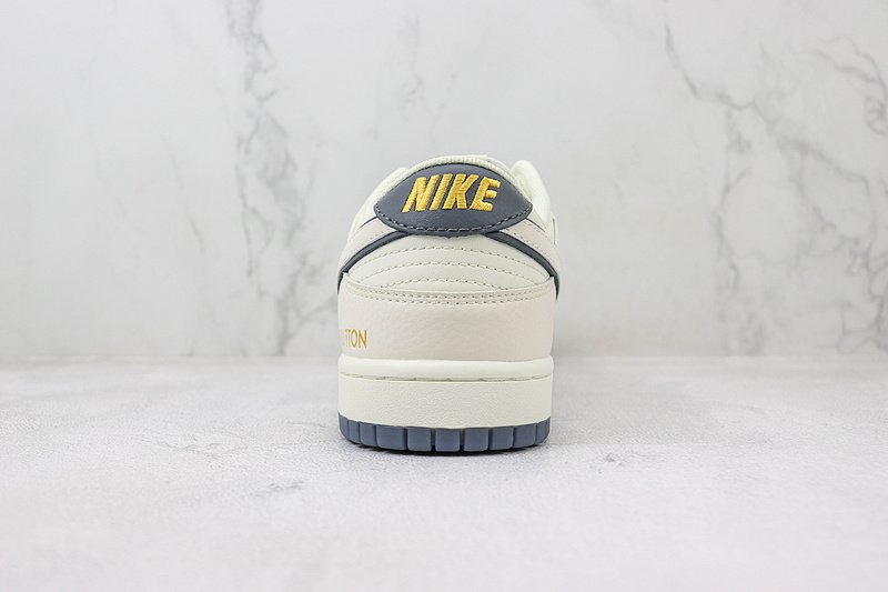 Louis Vuitton x Nike Dunk Low "Porpoise Grey/Cream White/Monogram" фото № 9